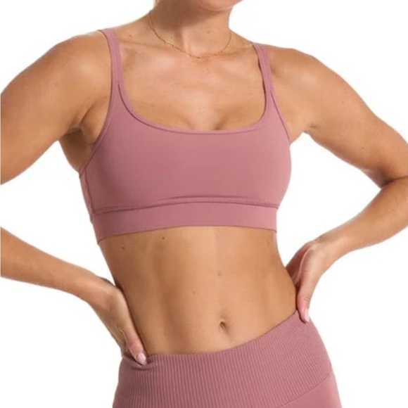 VUORI women’s rose pink Sports Bra Size Small - Picture 1 of 6